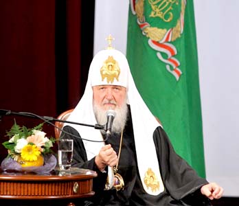 Патриарх Кирилл: В домах зажиточных людей надо бы повесить слова Спасителя