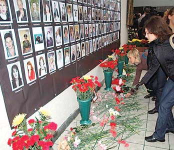 В Москве вспоминают жертв теракта на Дубровке
