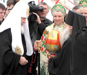 Патриарх Кирилл посетил место гибели княгини Елизаветы Федоровны