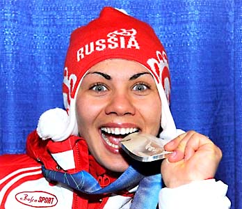 У России – серебро в сноуборде и бронза в биатлоне