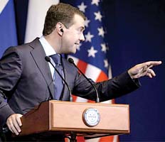 Медведев собрал аншлаг в университете Питсбурга