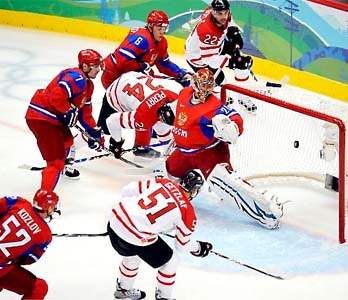 Канадские хоккеисты не пустили Россию в полуфинал