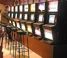 В Челябинской области закрытые залы игровых автоматов продолжают работать