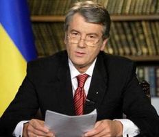 Виктор Ющенко задействует внутренние войска в охране госучреждений