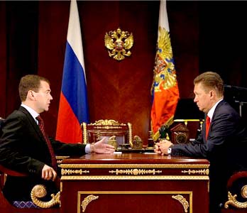 Медведев дал поручение "Газпрому" ограничить поставки газа в Белоруссию