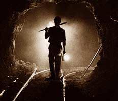 В заброшенной шахте в Бурятии продолжаются поиски 5 человек