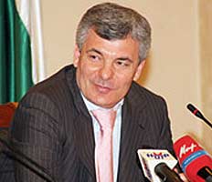 Президент КБР Арсен Каноков поздравил абхазов с Днем независимости