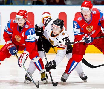Российские хоккеисты обыграли хозяев чемпионата мира 